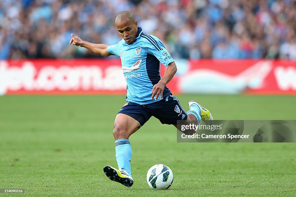 A-League Rd 2 - Sydney FC v Newcastle