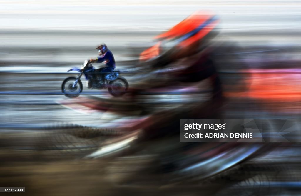 MOTORCYCLING-ENG-WESTON-BEACH-RACE