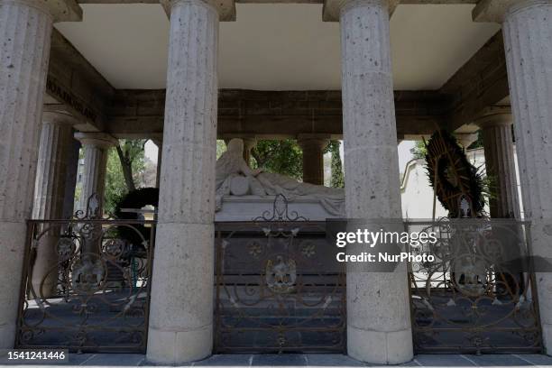 View of the tombstone of Benito Juarez Garcia, President of Mexico , during his 151st anniversary of his death at the Museo Panteon San Fernando in...