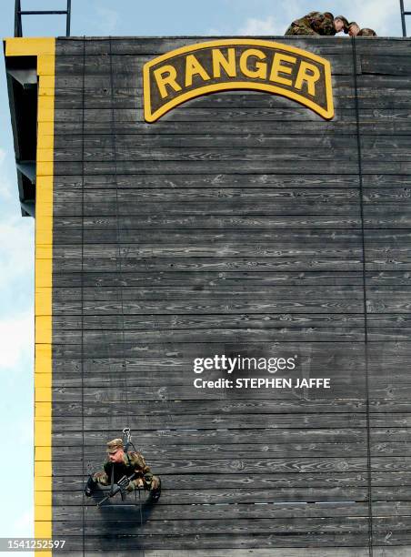 Army Ranger Replling 56 Us Army Ranger School Stock Photos, High-Res Pictures, and Images ...