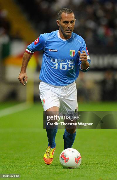 Angelo di Livio of Italy runs with the ball during the century match between Germany and Italy at Commerzbank Arena on October 14, 2012 in Frankfurt...