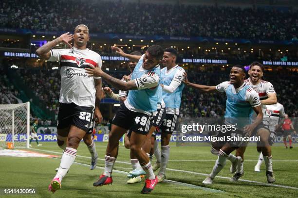 David of Sao Paulo celebrates after scoring the team's second goal during the Copa do Brasil 2023 second leg quarter final match between Palmeiras...