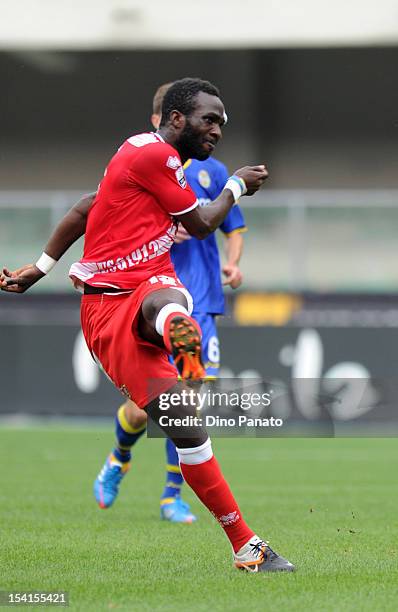 Kenneth Obodo of Grosseto in action during the Serie B match between Hellas Verona FC and US Grosseto at Stadio Marc'Antonio Bentegodi on October 14,...