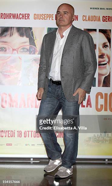 Actor Luca Zingaretti attends "Il Comandante e La Cicogna" photocall at Warner Moderno Cinema on October 15, 2012 in Rome, Italy.