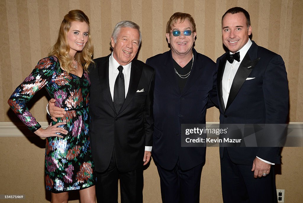 11th Annual Elton John AIDS Foundation's "An Enduring Vision" - Inside