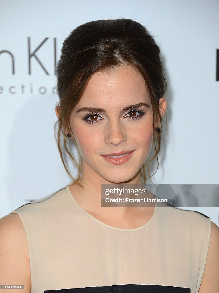 19th Annual ELLE Women In Hollywood Celebration - Arrivals