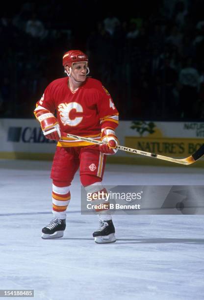 Sergei Makarov of the Calgary Flames skates on the ice during an NHL game against the New York Islanders circa 1990 at the Nassau Coliseum in...