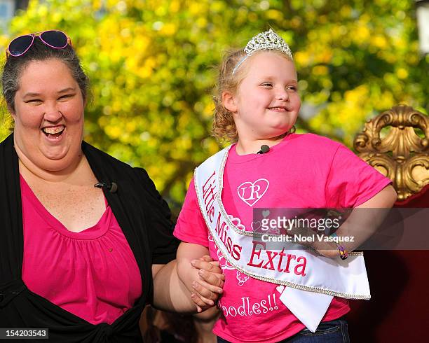 Alana 'Honey Boo Boo' Thompson and her mother June Shannon visit 'Extra' at The Grove on October 15, 2012 in Los Angeles, California.