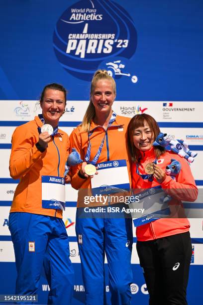 Marlene van Gansewinkel of the Netherlands, Fleur Jong of the Netherlands and Maya Nakanishi of Japan during the medal ceremony after competing in...