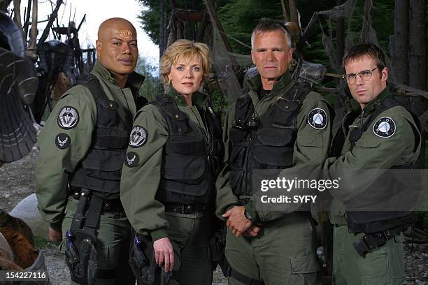 Season 7 -- Pictured: Christopher Judge as Teal'c, Amanda Tapping as Maj. Samantha Carter, Richard Dean Anderson as Colonel Jack O'Neill, Michael...