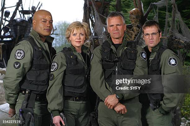 Season 7 -- Pictured: Christopher Judge as Teal'c, Amanda Tapping as Maj. Samantha Carter, Richard Dean Anderson as Colonel Jack O'Neill, Michael...