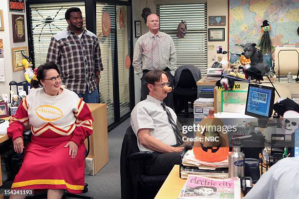 Here Comes Treble" Episode 906 -- Pictured: Phyllis Smith as Phyllis Vance, Craig Robinson as Darryl Philbin, Creed Bratton as Creed, Rainn Wilson as...