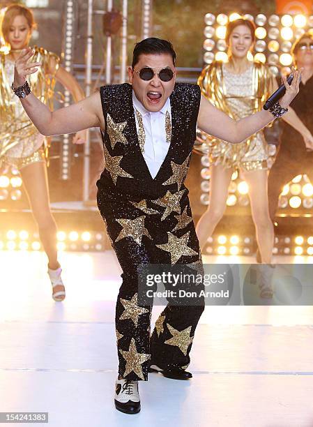 Sun Rise Above Rapper Psy (Rapper) Photos and Premium High Res Pictures - Getty Images