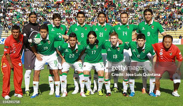Players of Bolivia pose for a team photo prior to a match between Uruguay and Bolivia as part of the South American Qualifiers for the FIFA Brazil...