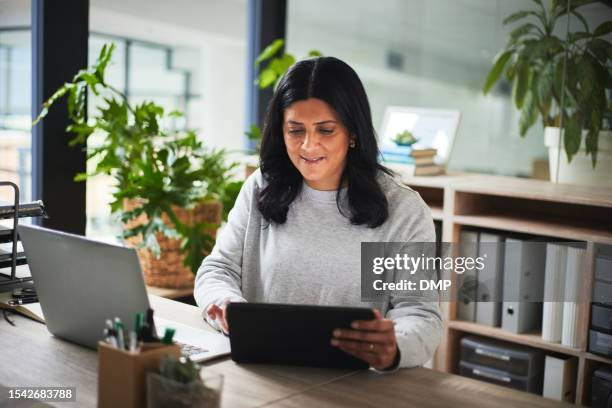 tablet, computer and business woman with online management, hr administration software and planning. digital technology, laptop and human resources person scroll, search or payroll on company website - payroll stock pictures, royalty-free photos & images
