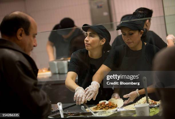 Chipotle Training Chipotle Workers Photos and Premium High Res Pictures - Getty Images
