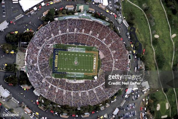 Rose Bowl: Aerial view of Rose Bowl Stadium during Michigan vs Texas game. Pasadena, CA 1/1/2005 CREDIT: Neil Leifer
