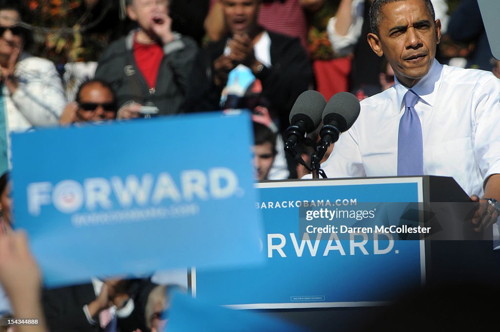 President Obama Campaigns In New Hampshire