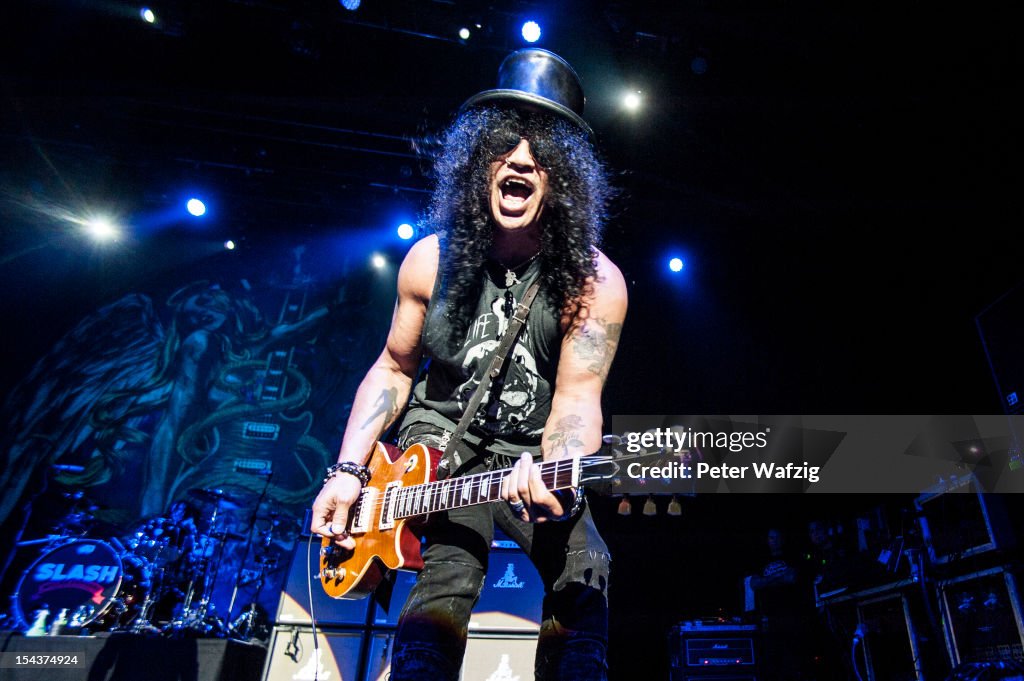 Slash Performs In Cologne