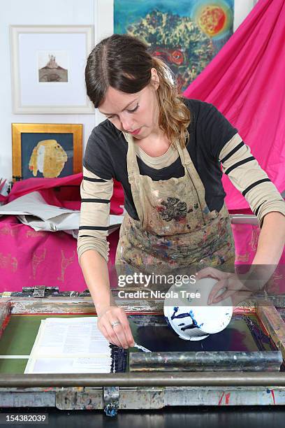 Studio Screenprint 280 Screen Printing Studio Stock Photos, High-Res Pictures, and Images ...
