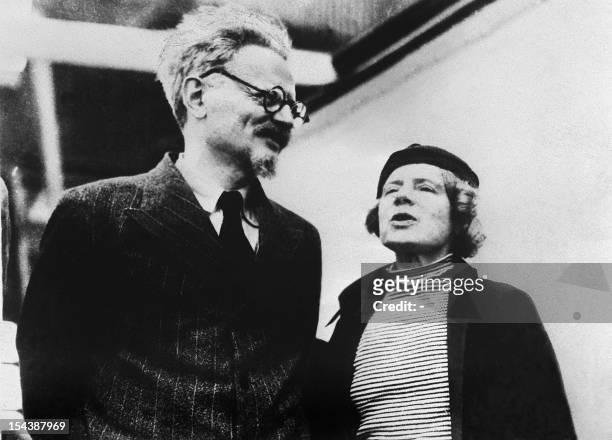 Picture dated 1937 of Leon Trotsky and his wife Natalia Sedova in Mexico. Exiled Soviet Jewish communist revolutionary leader Leon Trotsky, pseudonym...