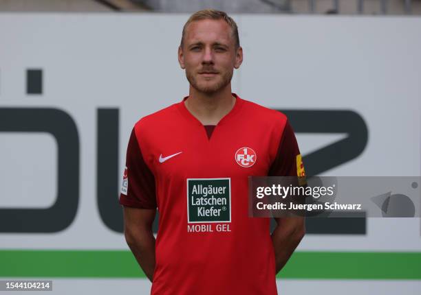 Ben Zolinski of 1. FC Kaiserslautern poses during the team presentation at Fritz-Walter-Stadion on July 20, 2023 in Kaiserslautern, Germany.