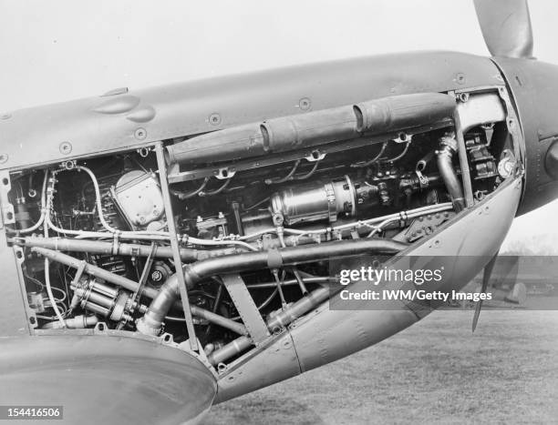 Aircraft Of The Royal Air Force, 1939-1945: Supermarine Spitfire, Spitfire Mark IIA, P7508: 1,150 hp Rolls Royce Merlin IX engine installation,...