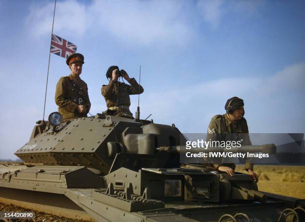 42nd Armoured Division Exercise, Near Malton In Yorkshire, 29 September 1942, The Commander in Chief Home Forces, General Sir Bernard Paget, spending...
