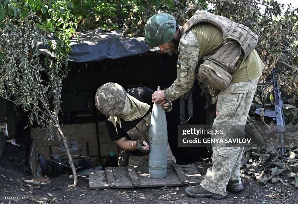 TOPSHOT-UKRAINE-RUSSIA-CONFLICT-WAR