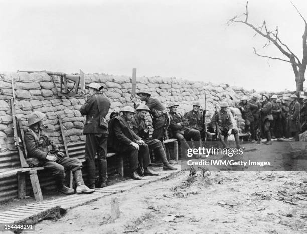 Ministry Of Information First World War Official Collection, New Zealanders of the 9th Regiment holding a well constructed breastwork near Fleurbaix...