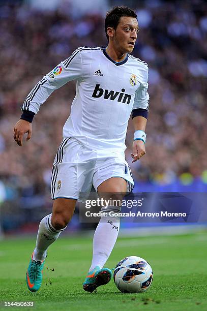 Mezut Ozil of Real Madrid CF controls the ball with of RC Celta de Vigo during the La Liga match between Real Madrid CF and RC Deportivo La Coruna at...