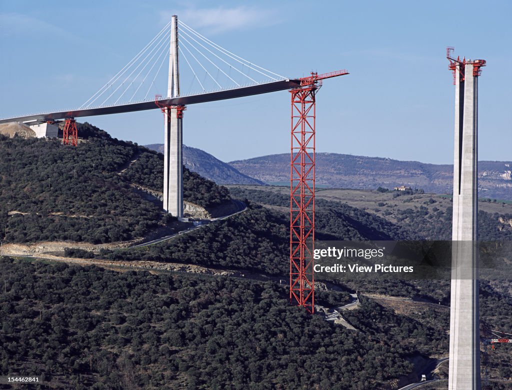 Le Viaduc De Millau, Millau, France, Architect Foster And Partners, 2004