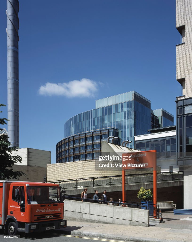 The Point Building The Point, Paddington Basin, London, United Kingdom, Architect Terry ...