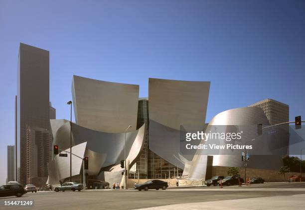 Walt Disney Concert Hall, Los Angeles, United States, Architect Frank Gehry Walt Disney Concert Hall Main Entrance On 1St And Grand