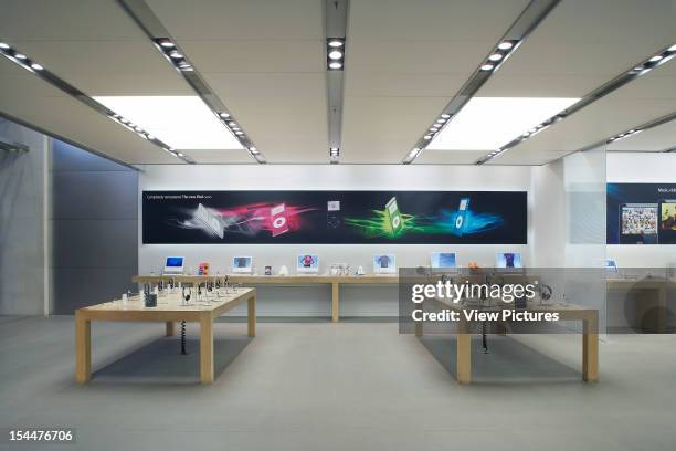 639 Apple Store Interior Stock Photos, High-Res Pictures, and Images ...