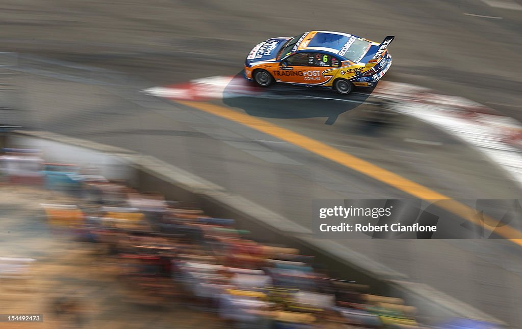 V8 Supercars - Gold Coast 600: Qualifying & Race