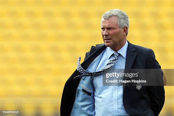 Ricki Herbert of the Phoenix looks on during the round three A-League match between the Wellington Phoenix and Brisbane Roar at Westpac Stadium on...