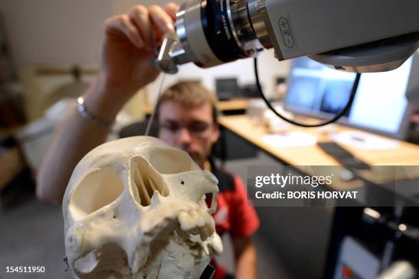 Med Tech Rosa Doctor Robotics Photos and Premium High Res Pictures - Getty Images