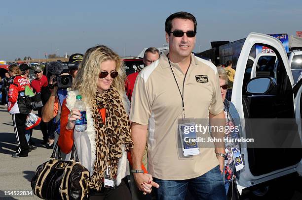 Mandy Riggle 19 Rob Riggle Wife Stock Photos, High-Res Pictures, and Images - Getty ...