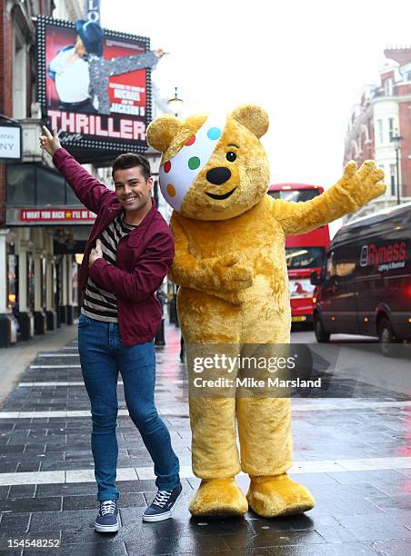 Joe McElderry poses at a photocall ahead of his performance in Thriller for Children In Need's Pop Goes The Musical at Lyric Theatre on October 22,...