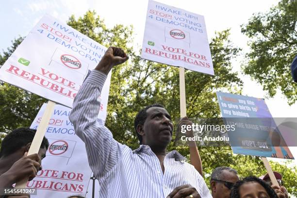 Group of Montgomery County parents gather outside MCPS Board of Education to protest a policy that doesnât allow students to opt-out of lessons on...