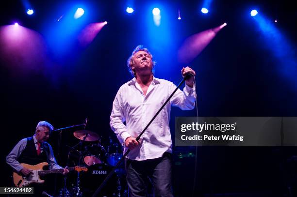 Robert Hart of Manfred Mann's Earth Band performs on stage at the E-Werk on October 23, 2012 in Cologne, Germany.