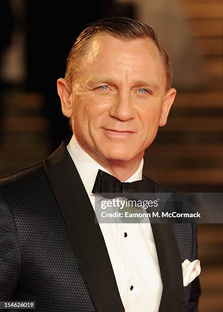Daniel Craig attends the Royal World Premiere of 'Skyfall' at the Royal Albert Hall on October 23, 2012 in London, England.