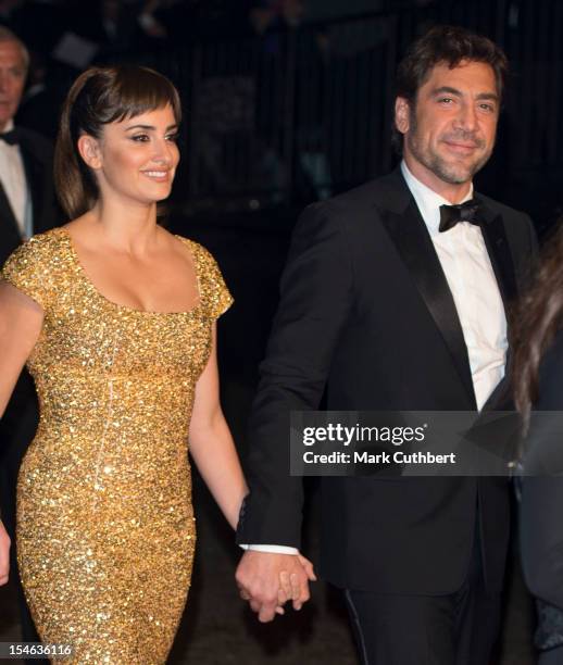 Javier Bardem and Penelope Cruz attend afterparty for the Royal World Premiere of 'Skyfall' at Tate Modern on October 23, 2012 in London, England.