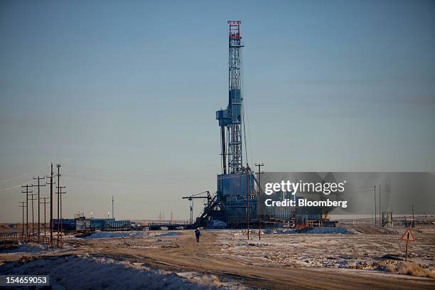 The Ekaterina drilling rig stands at OAO Gazprom's new Bovanenkovo deposit, a natural gas field near Bovanenkovskoye on the Yamal Peninsula in...