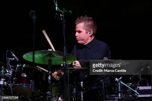 Ross Pederson, drummer of The Manhattan Transfer, during the concert at the Pomigliano Jazz Festival, in the Roman amphitheater of Avella.