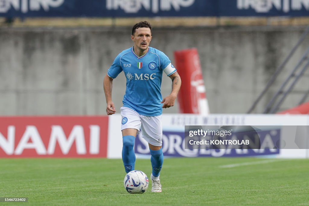 Mario Rui Rijo Napoli's Portuguese defender Mario Rui controls the ball during... News ...