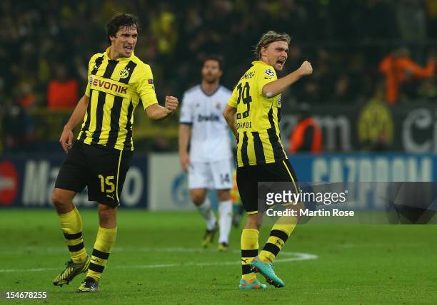 Mats Hummels, Marcel Schmelzer of Dortmund celebrate after the UEFA Champions League group D match between Borussia Dortmund and Real Madrid at...