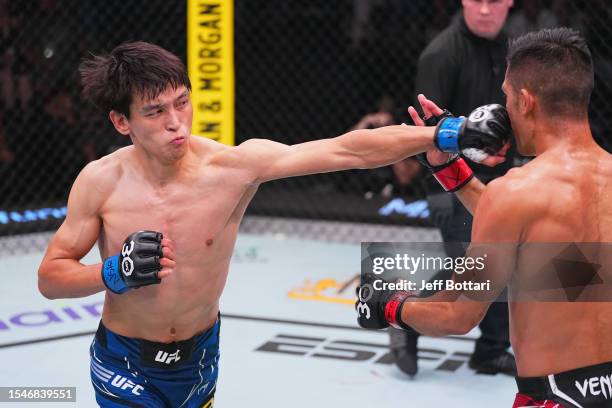 Azaket Fight Azat Kazakhstan Photos and Premium High Res Pictures - Getty Images