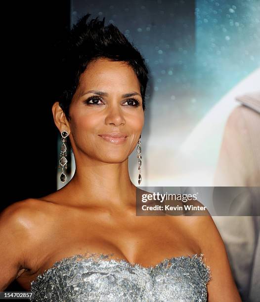 Actress Halle Berry arrives at the premiere of Warner Bros. Pictures' "Cloud Atlas" at the Chinese Theatre on October 24, 2012 in Los Angeles,...